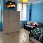Casa Azzurra, Nel Cuore Di Genoa