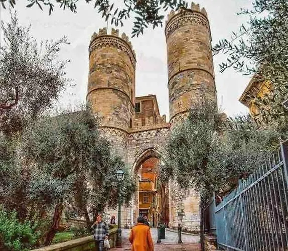 Casa Azzurra, Nel Cuore Di جنوة
