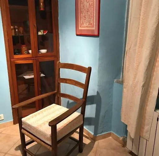 Casa Azzurra, Nel Cuore Di جنوة