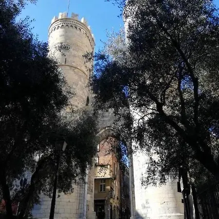 Casa Azzurra, Nel Cuore Di * Genoa